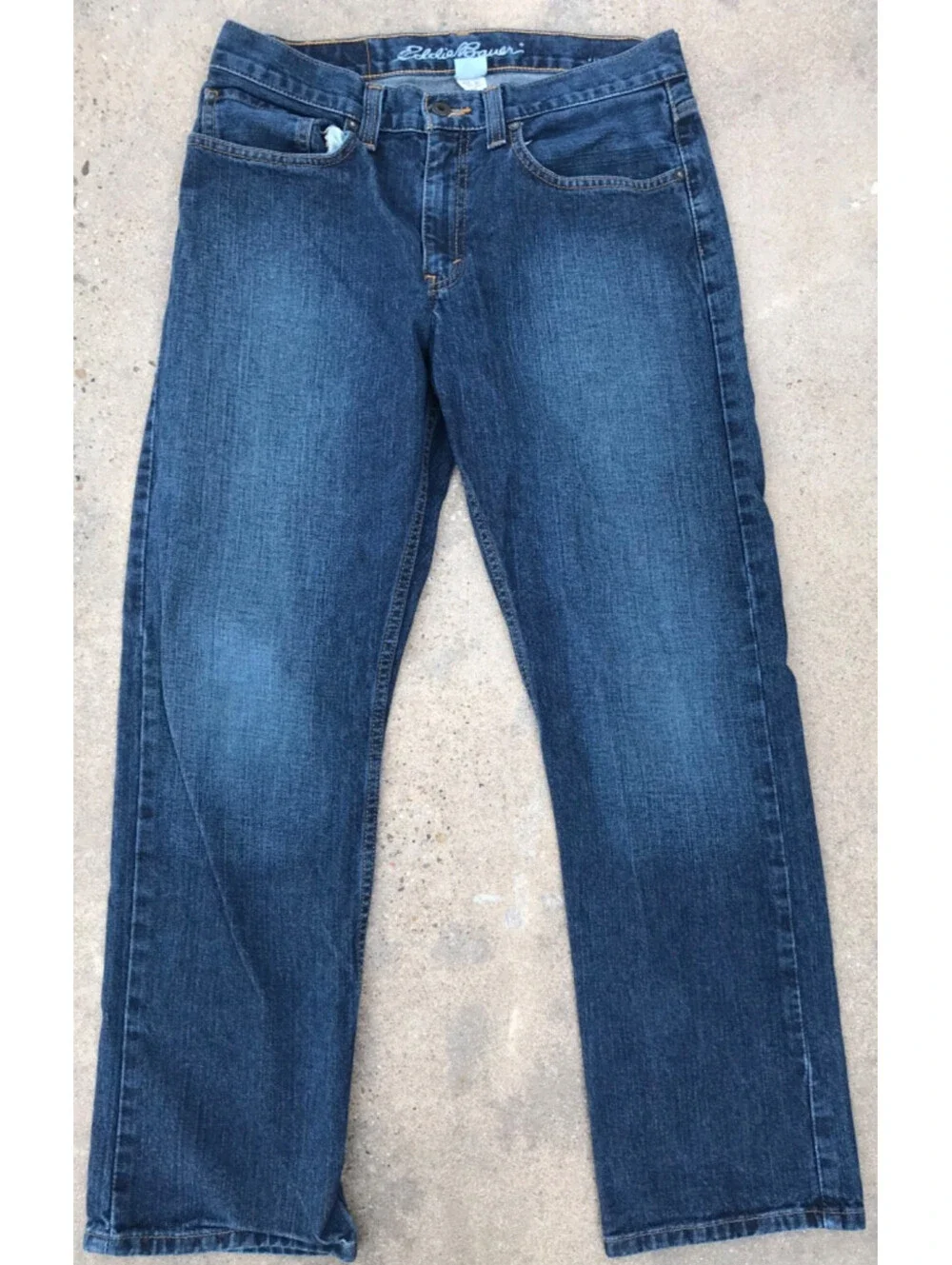 Eddie Bauer Relaxed Straight Jeans Mens 32x30 Blue Vintage Wash 100 Cotton Denim
